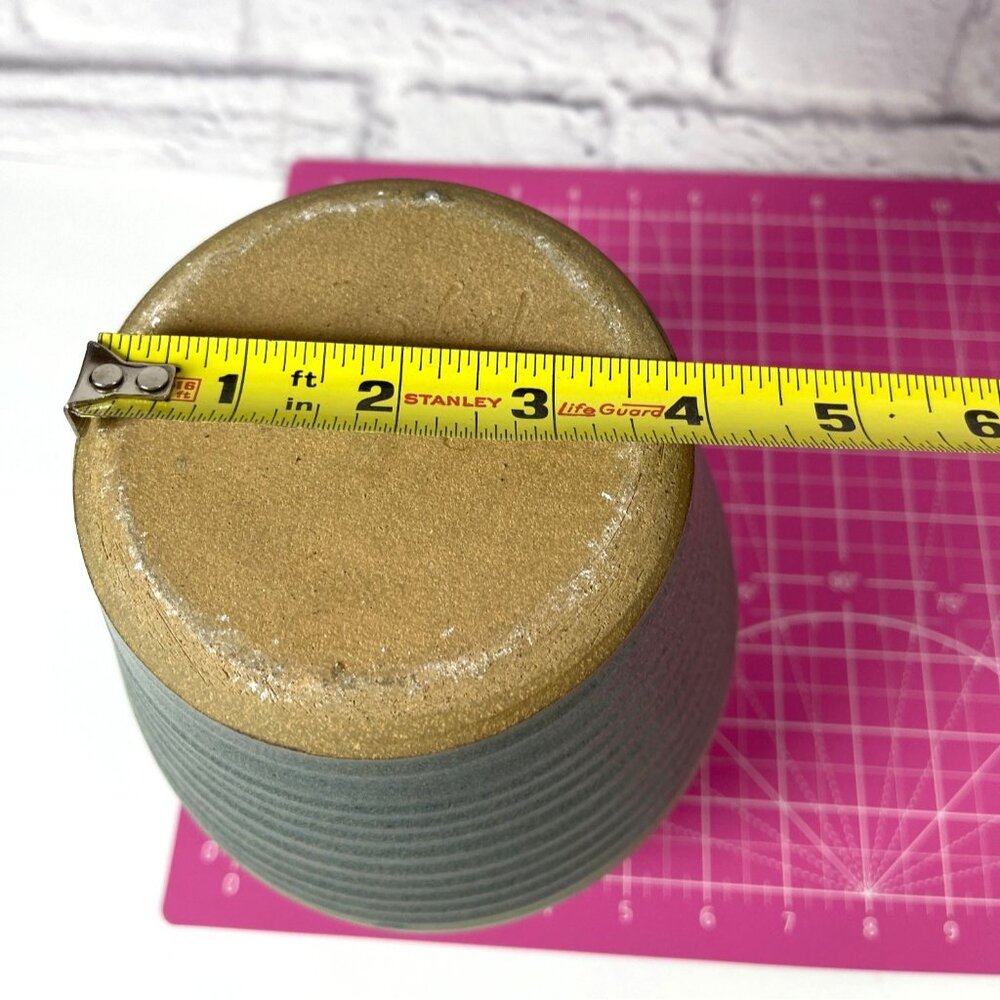 VTG Studio Stoneware Art Pottery Handmade Earth Green Glaze Lid Jar Pot Signed - Picture 8 of 14